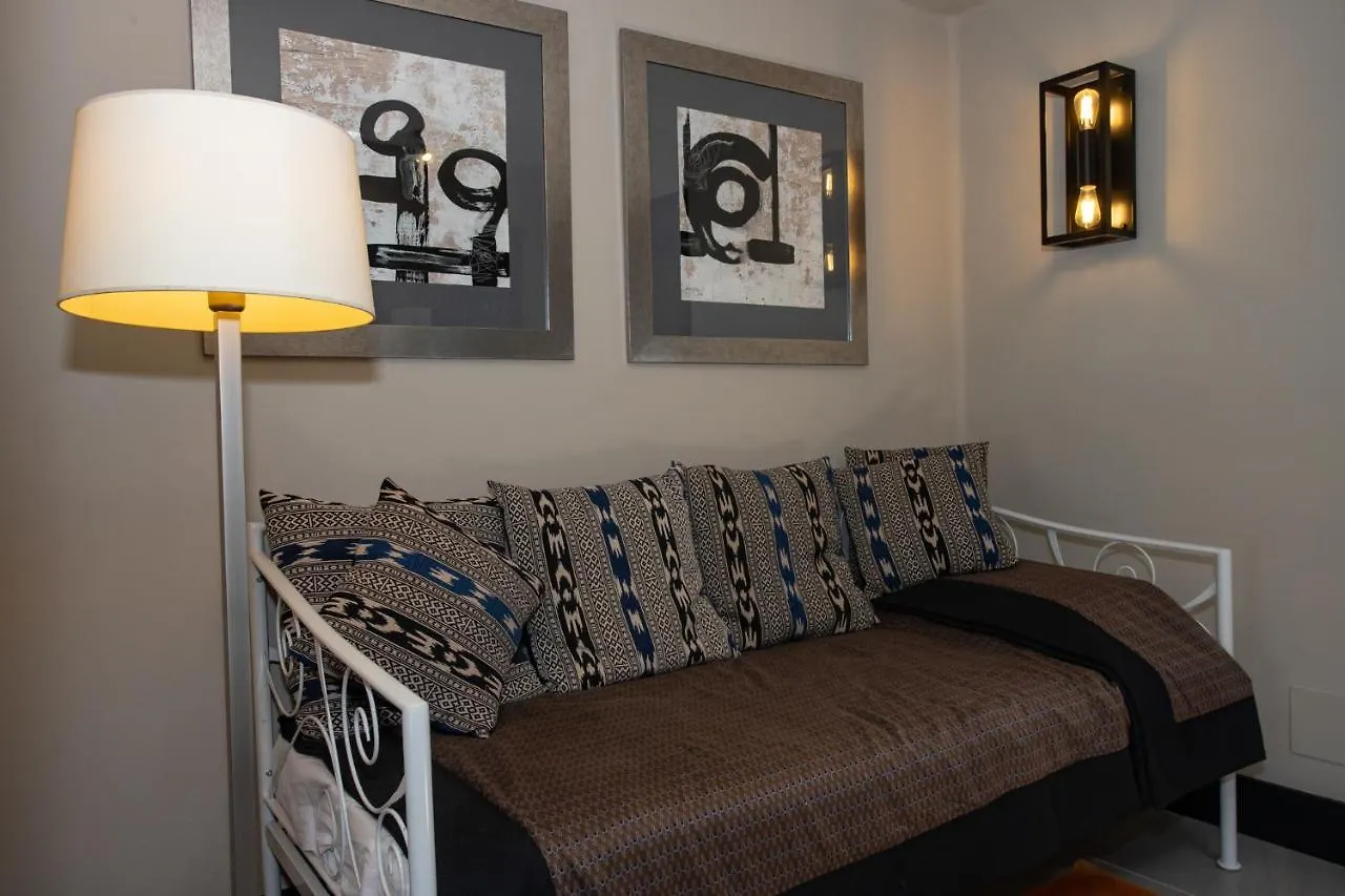 Mácher 5 Suites Lanzarote فندق مبيت وإفطار