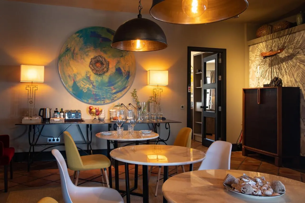 فندق مبيت وإفطار Mácher 5 Suites Lanzarote إسبانيا