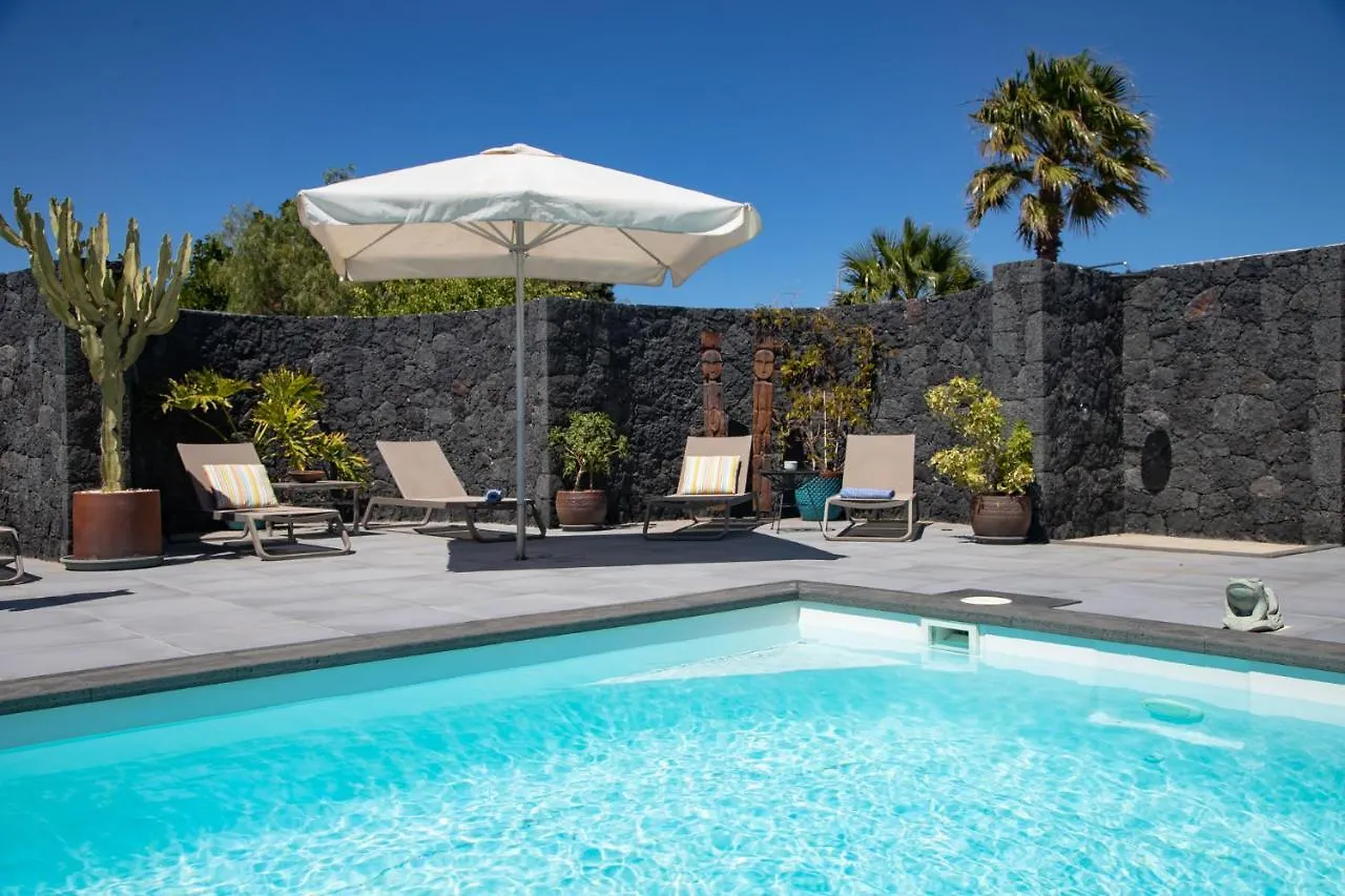 Bed & Breakfast 5 Suites Lanzarote Macher Spain