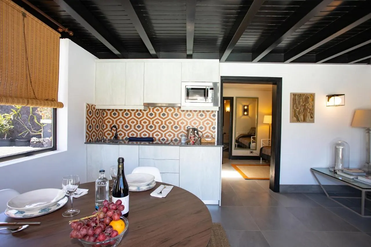 5 Suites Lanzarote Macher Bed & Breakfast