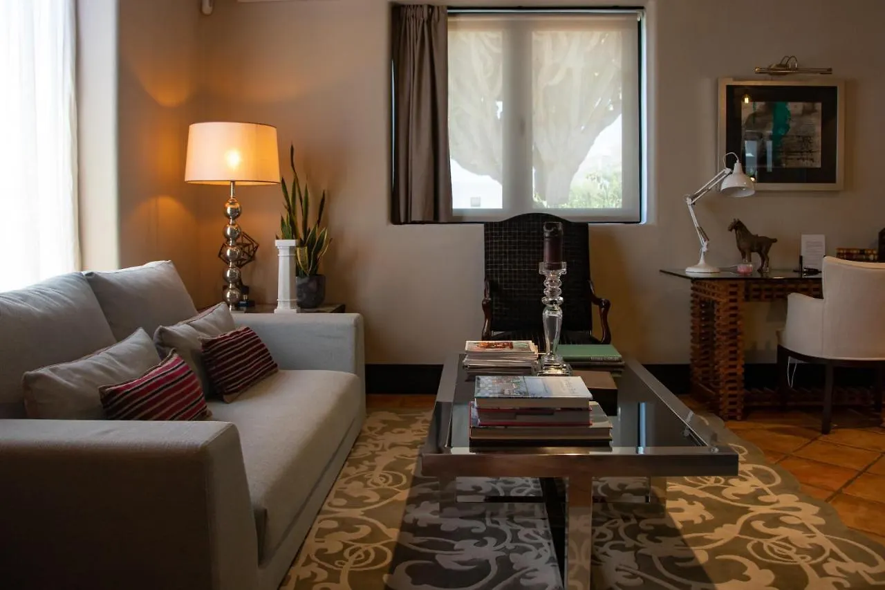 Mácher 5 Suites Lanzarote فندق مبيت وإفطار